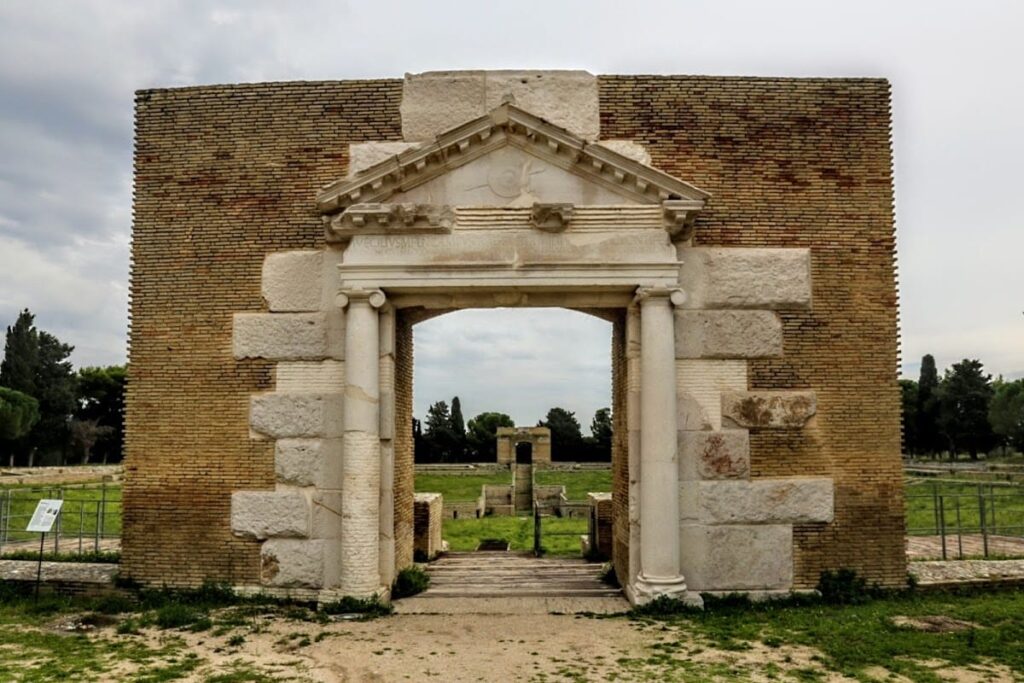 Roman Amphitheatre Lucera: An Augustan Arena in Italy 2 Roman Amphitheatre Lucera
