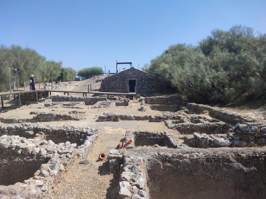 Roman Ruins of Troia: A Roman Fish-Salting and Trade Settlement in Portugal 2 Roman Ruins of Troia