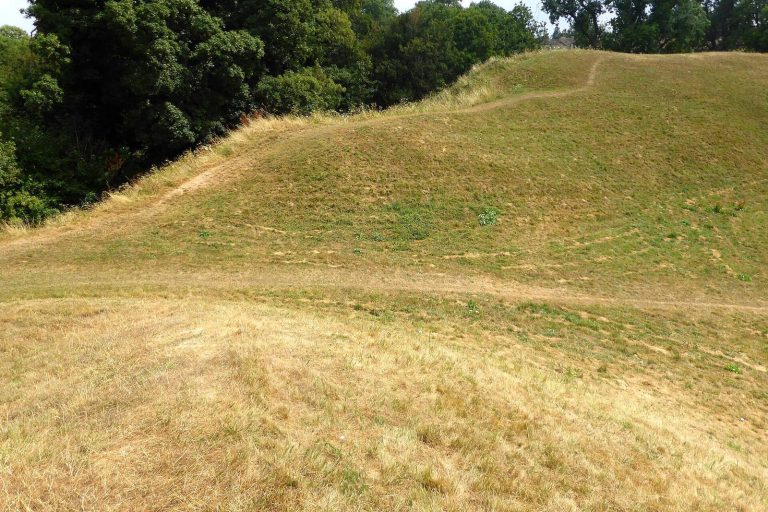 Cirencester Amphitheatre: A Roman Spectacle Venue and Defensive Stronghold