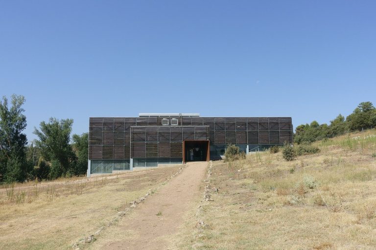 Roman Villa of Noheda: A Late Roman Residential and Agricultural Estate