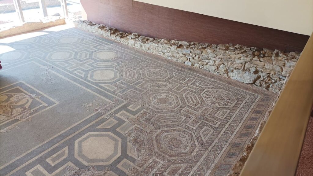 Roman villa of Veranes: An Elite Roman Estate in Spain 5 Roman villa of Veranes