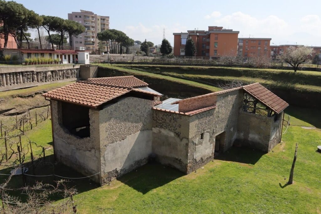 Villa Regina: A Roman Agricultural Estate at Boscoreale 1 Villa Regina