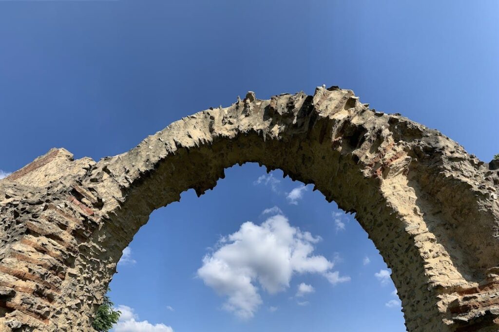 Gier Roman Aqueduct: Roman Water Supply to Lyon 5 Gier Roman Aqueduct