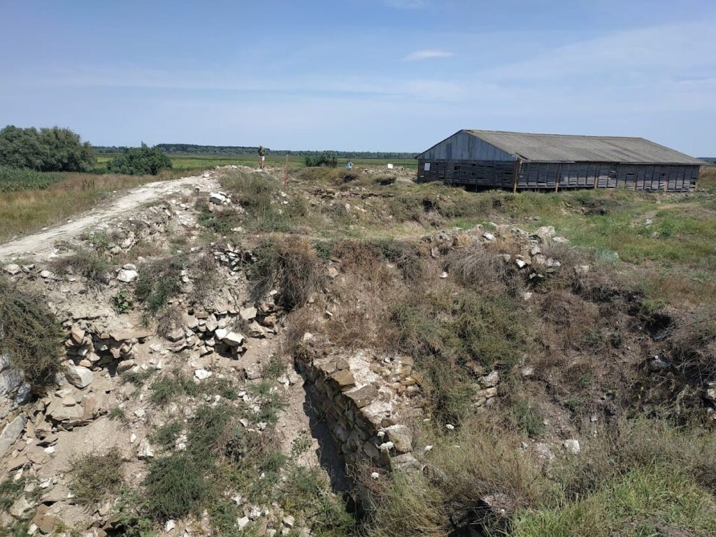 Halmyris: A Roman and Byzantine Fort near the Danube Delta 10 The Citadel of Halmyris