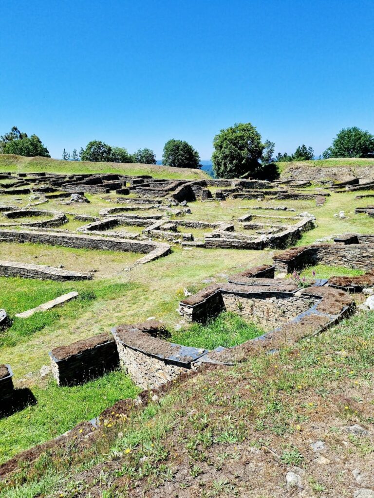 Castro de Viladonga: A Late Roman Fortified Settlement in Galicia, Spain