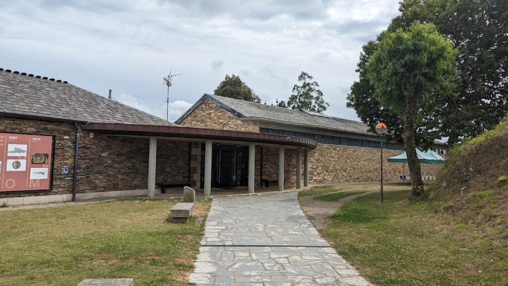 Castro de Viladonga: A Late Roman Fortified Settlement in Galicia, Spain 7 Castro de Viladonga
