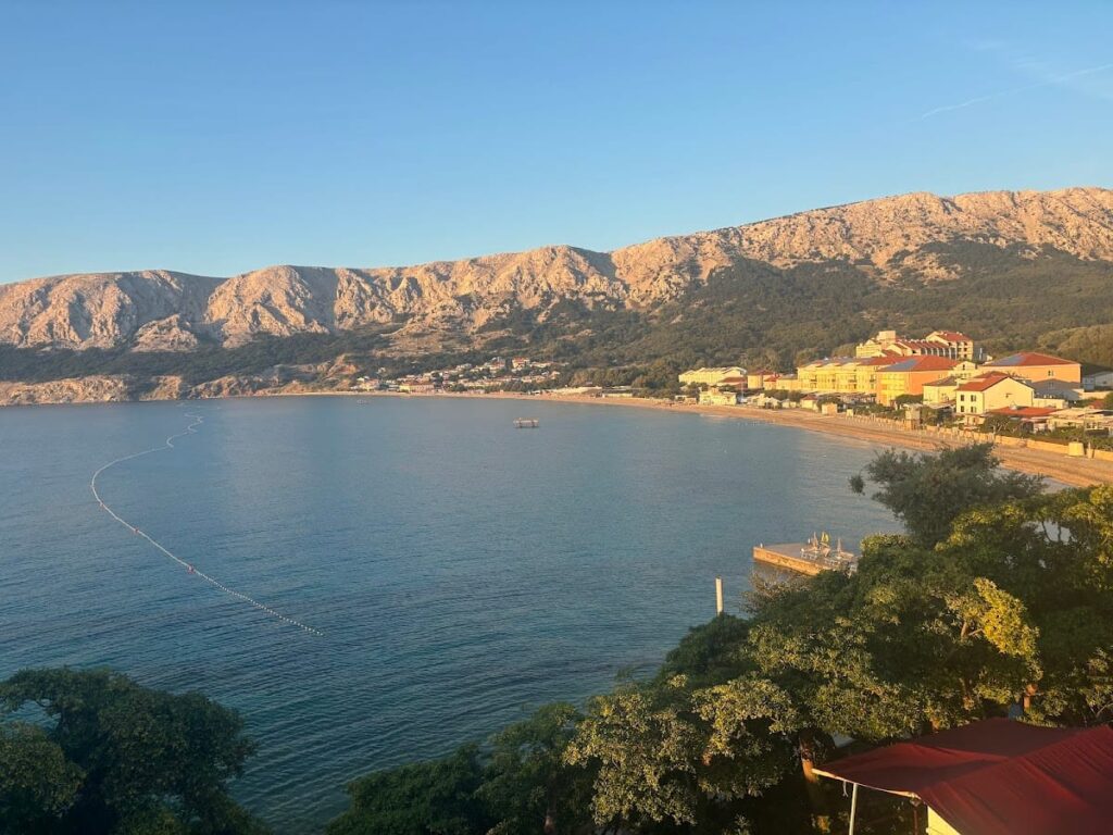 Arch of Hadrian, Athens: A Roman Monument Marking the City's Historical Divide 8 Arch of Hadrian