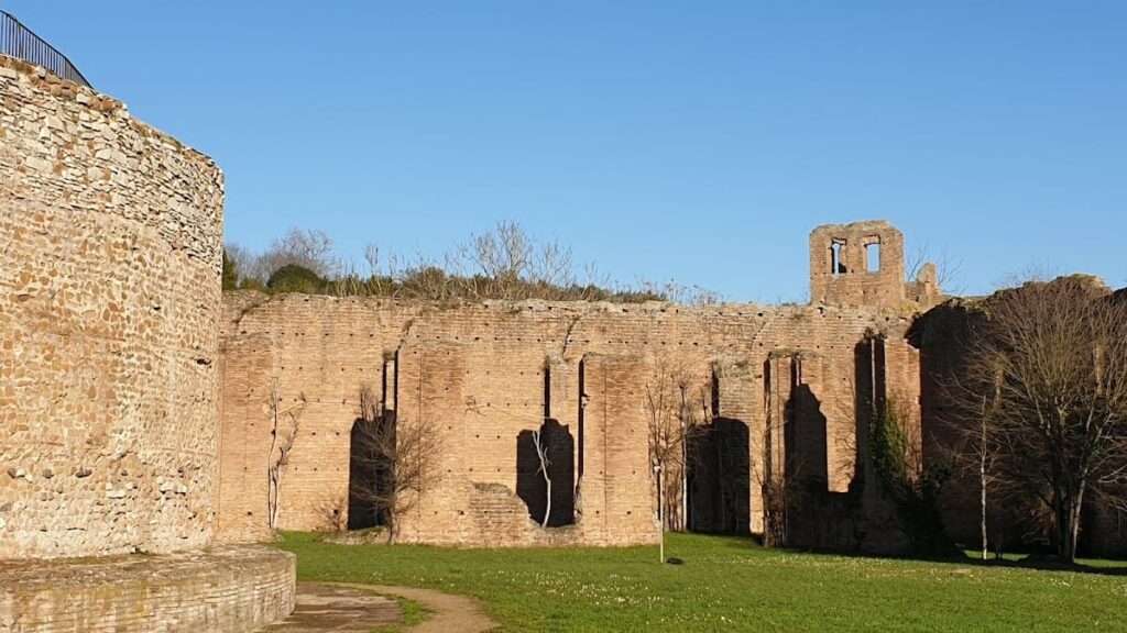 Villa of Maxentius: An Imperial Roman Complex on the Appian Way 8 Villa of Maxentius