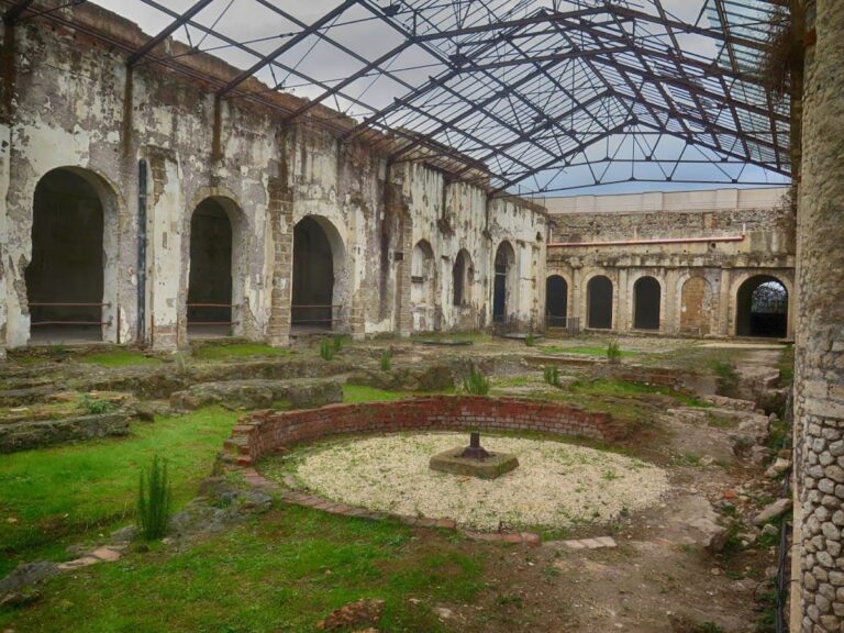 Sanctuary of Hercules Victor in Tivoli: An Ancient Roman Religious and Commercial Center