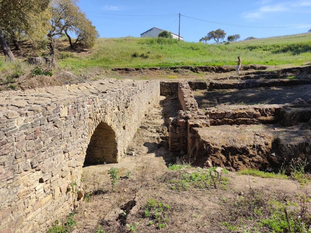 Miróbriga Archaeological Site: A Roman Town and Celtic Hill Settlement in Portugal 3 Miróbriga Archaeological Site
