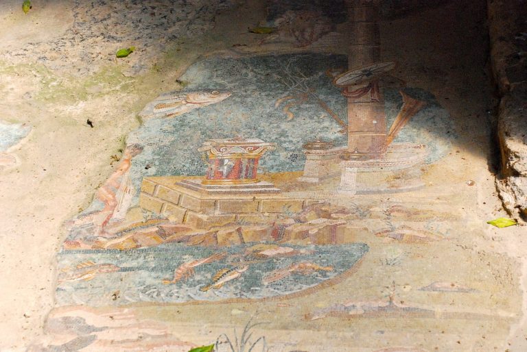 Sanctuary of Fortuna Primigenia and Tombe: A Late Republican Sacred Complex in Italy