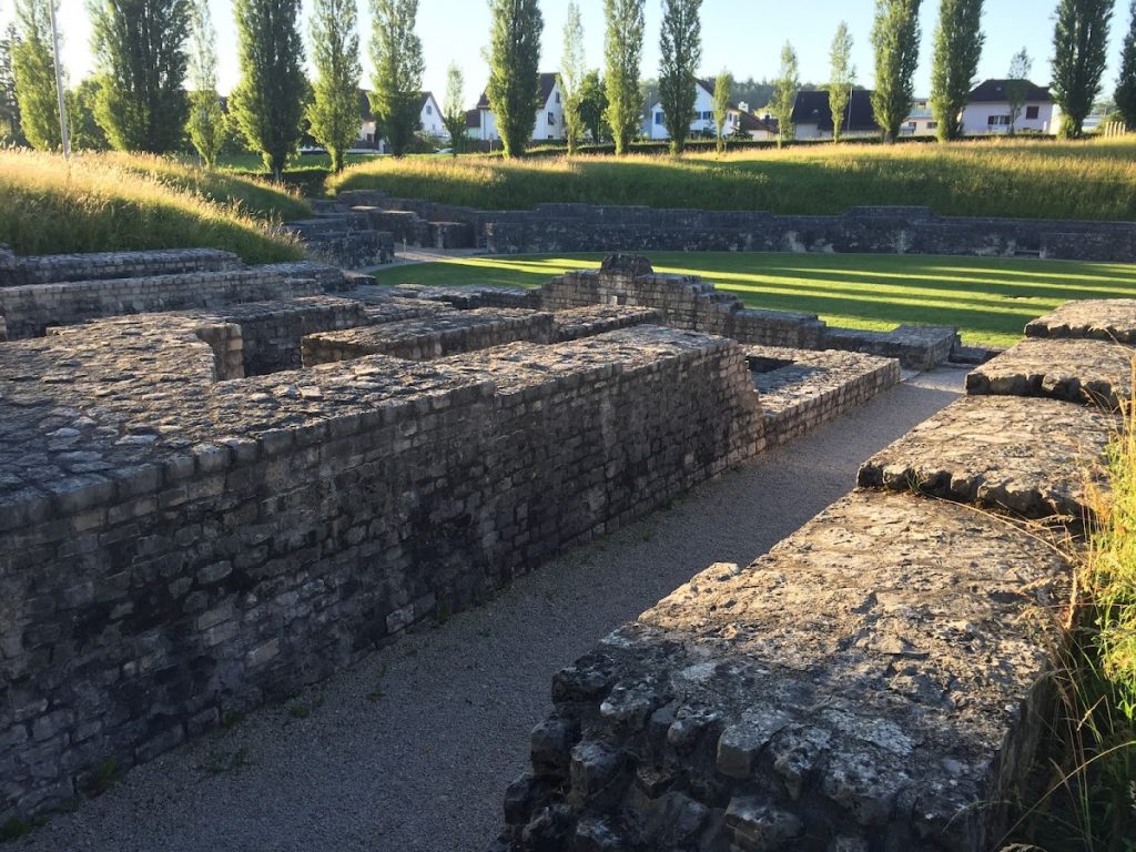 Vindonissa: A Roman Legionary Camp in Switzerland 1 Vindonissa