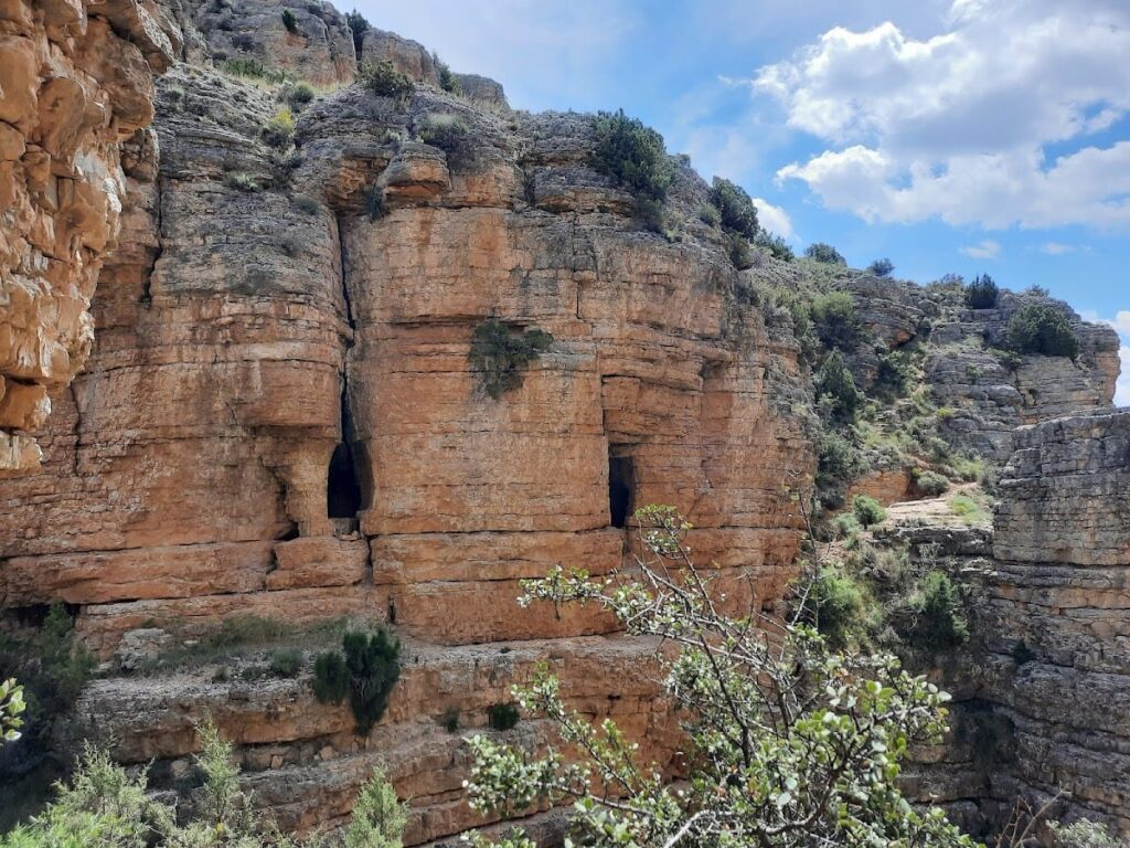 Roman Aqueduct Gea: Ancient Water Infrastructure in Teruel, Spain 2 Roman Aqueduct Gea