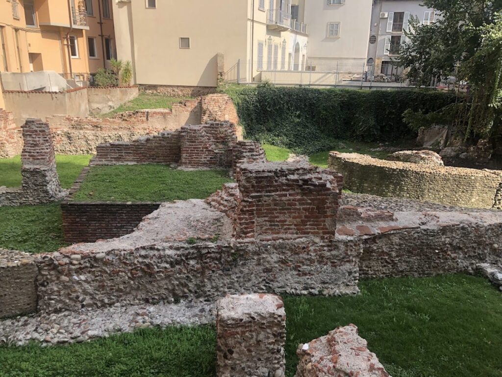 Roman Imperial Palace of Milan: An Ancient Seat of Power in Northern Italy 7 Roman Imperial Palace of Milan