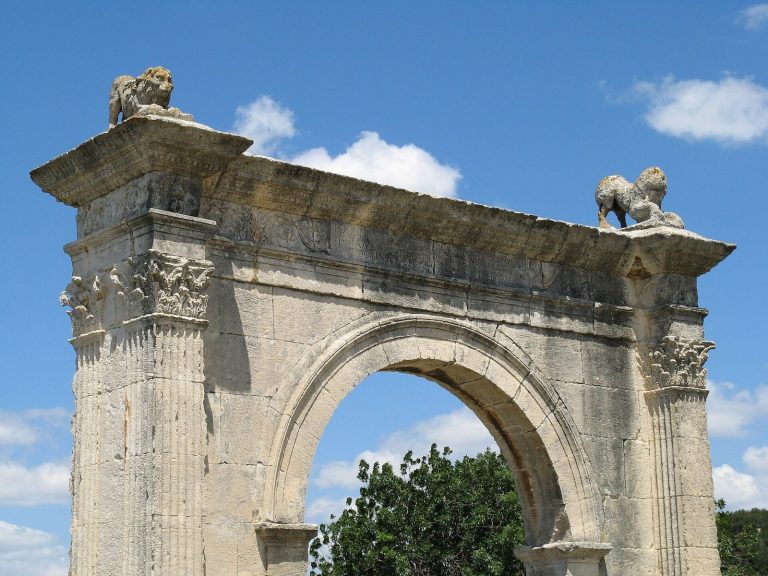 Pont Flavien: A Roman Funerary Bridge at Saint-Chamas, France