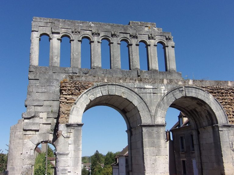 Porte d’Arroux: A Roman Gateway of Augustodunum in Autun, France