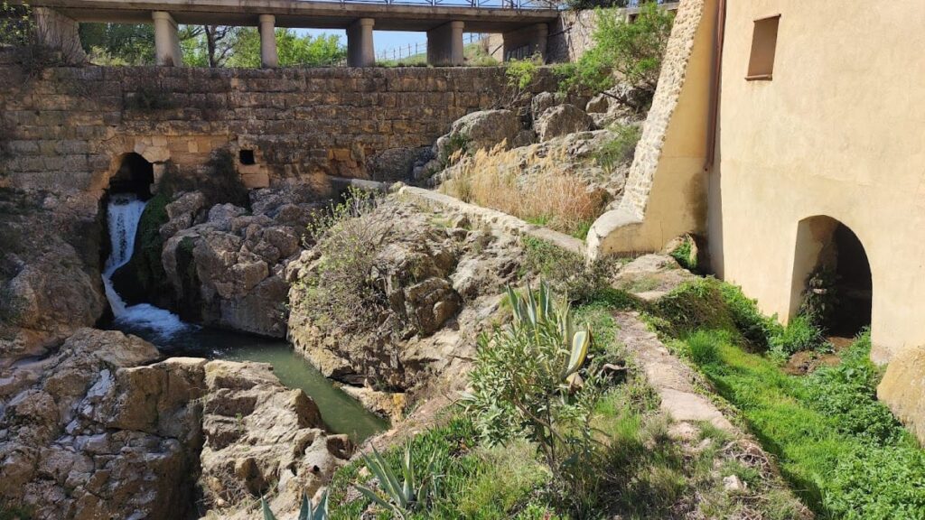 Almonacid de la Cuba Dam