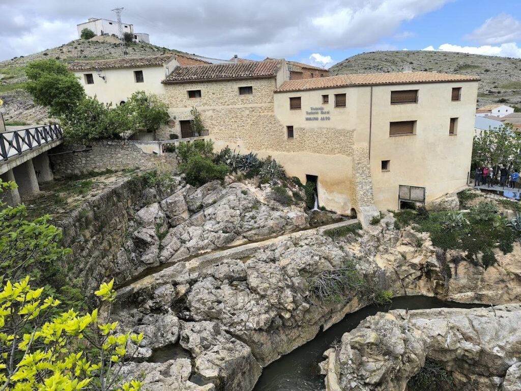 Almonacid de la Cuba Dam