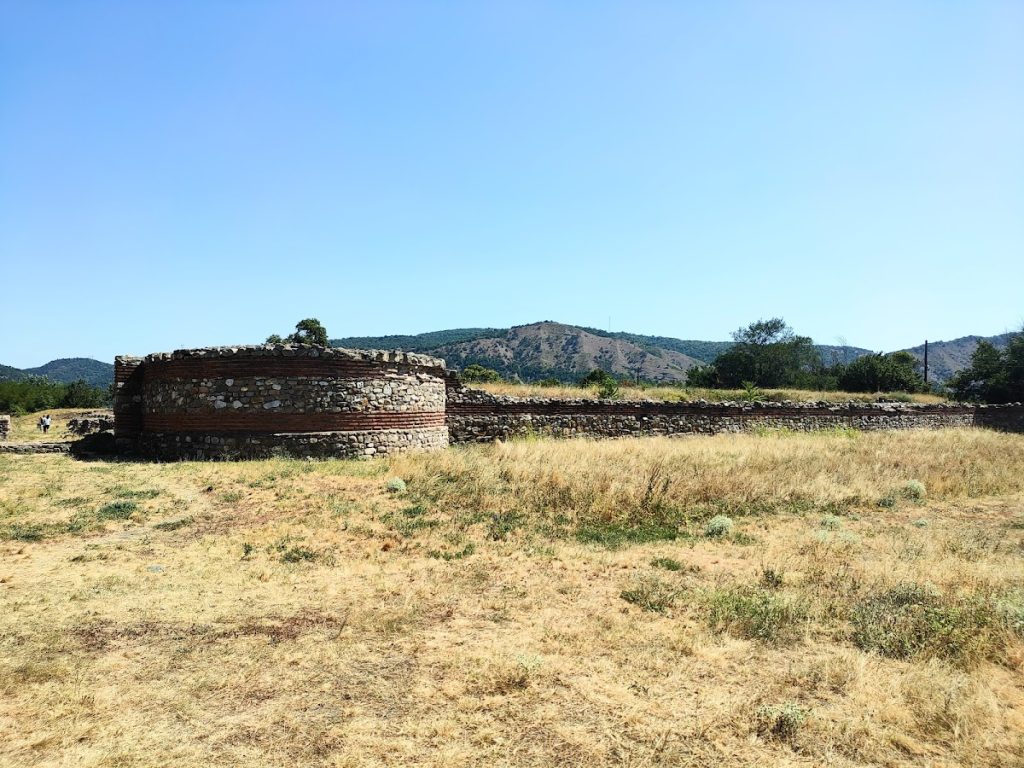 Roman Fortification Diana: A Roman Danube Frontier Fort in Serbia 3 Roman Fortification Diana