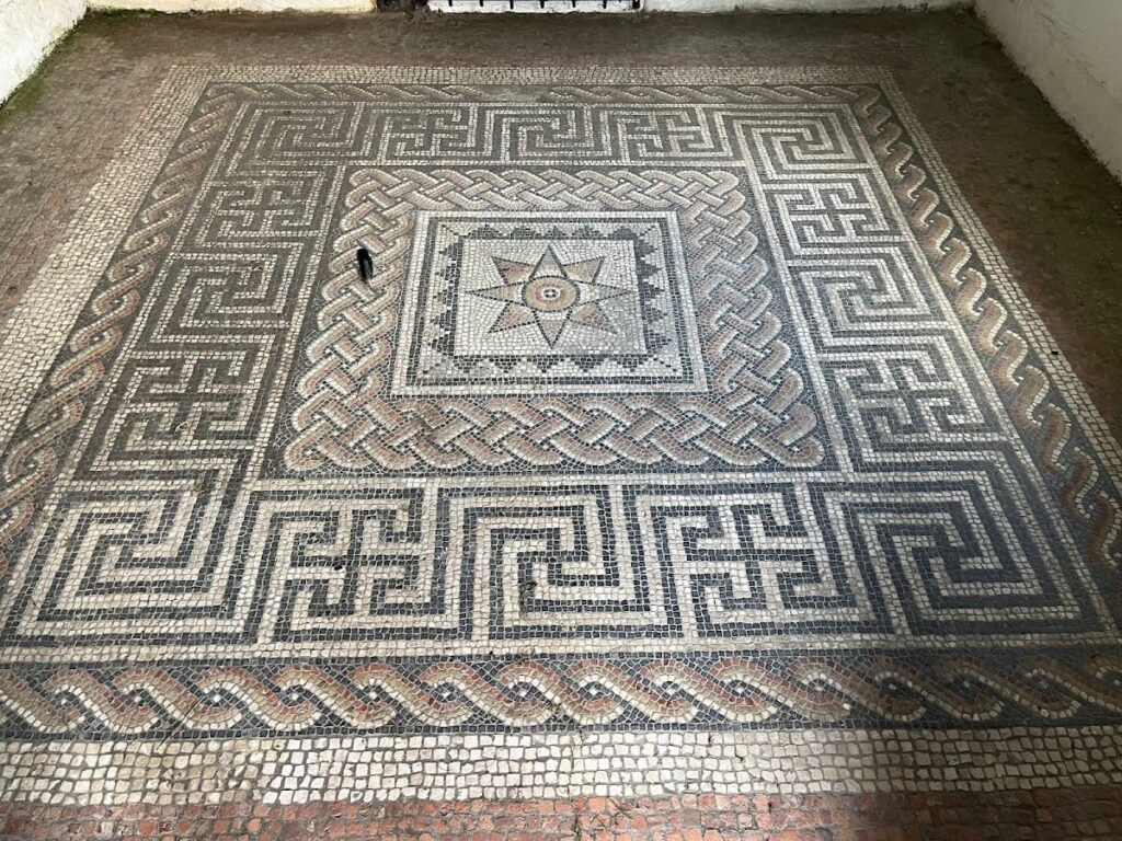 Aldborough Roman Site: The Roman Town of Isurium Brigantum 1 Aldborough Roman Site