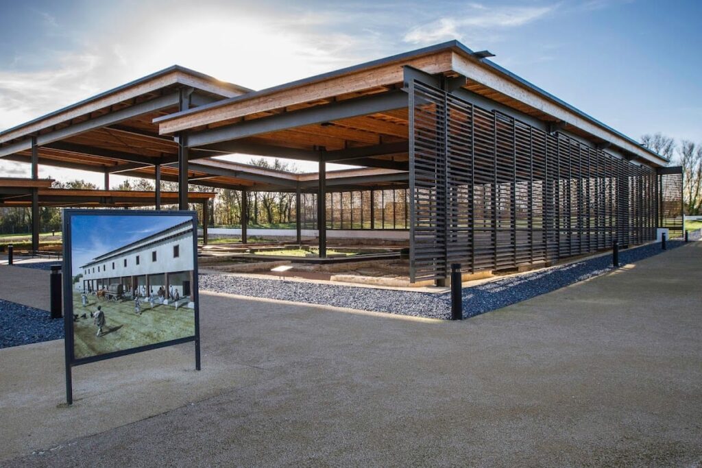 Domus of Cieutat: A Roman Aristocratic Residence in France 1 Domus of Cieutat
