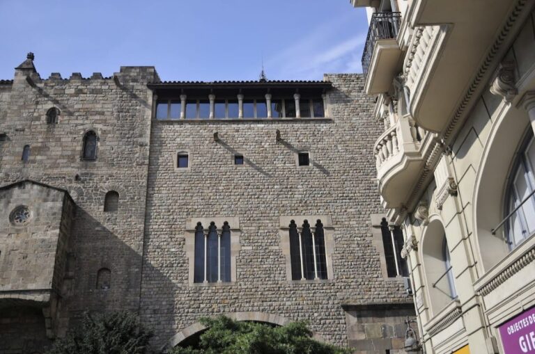 Roman City Wall in Barcelona: Fortifications of Barcino