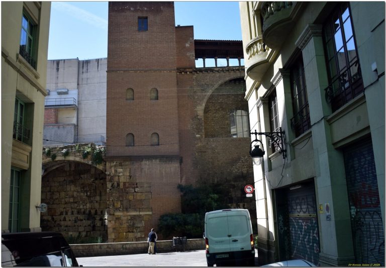 Roman City Wall in Barcelona: Fortifications of Barcino