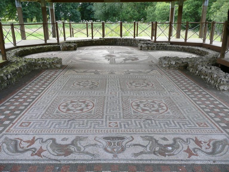 Littlecote Roman Villa: A Roman-British Courtyard Villa and Religious Complex