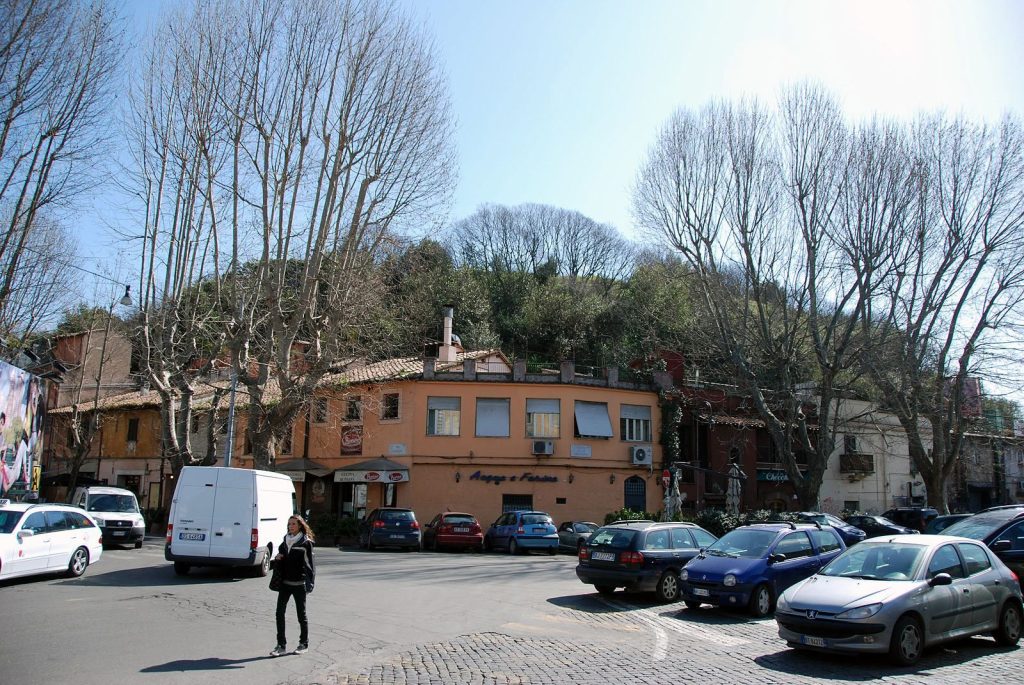 Monte Testaccio: Rome’s Ancient Amphora Waste Mound 3 Monte Testaccio