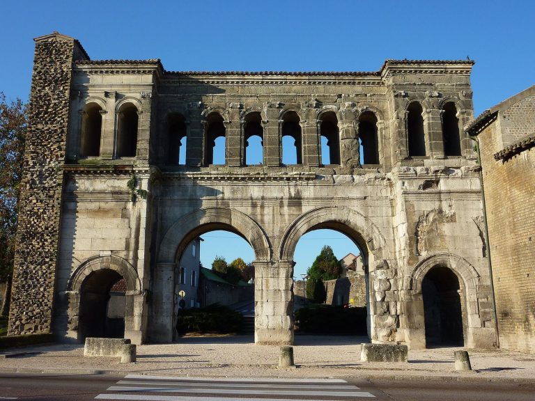 Porte Saint-André: An Ancient Roman Gate in Autun
