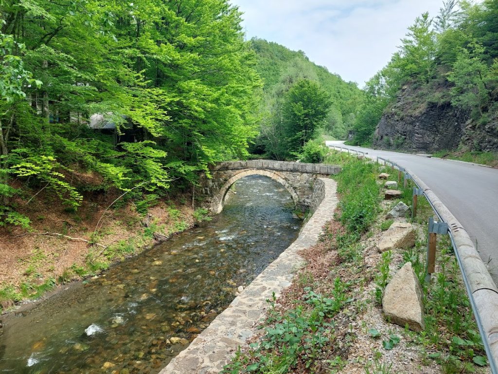 Roman Bridge, Kumanica: A Historic Ottoman-Period Stone Bridge in Serbia 2 Roman Bridge, Kumanica
