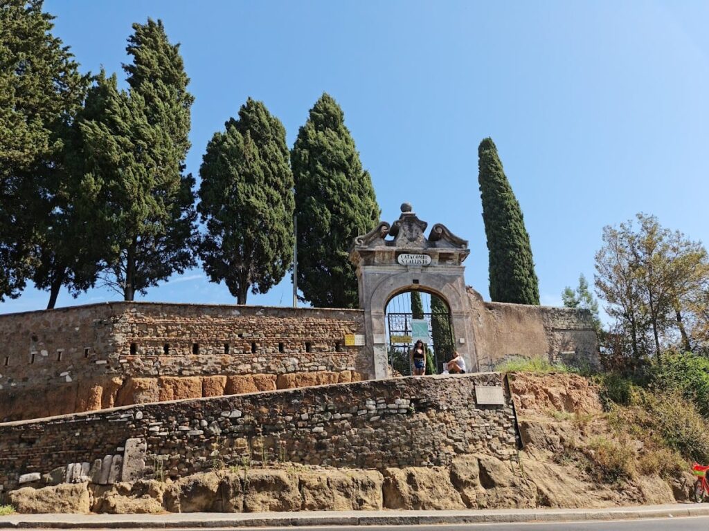 Catacombs of San Callisto: Rome's Early Christian Burial Site 7 Catacombs of San Callisto