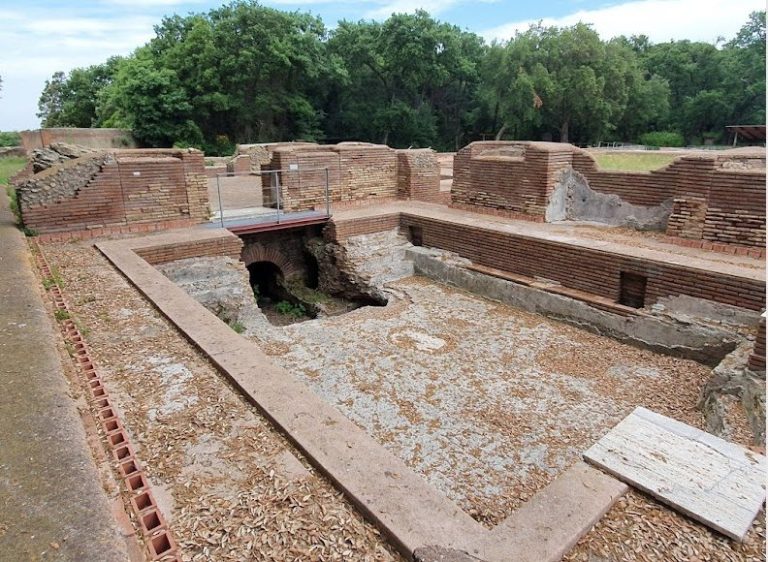 Villa di Domiziano al Circeo: An Imperial Roman Residence in Italy