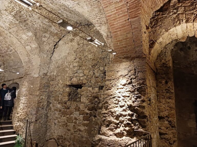 Rieti Sotterranea: The Ancient Roman Bridge Beneath Rieti, Italy