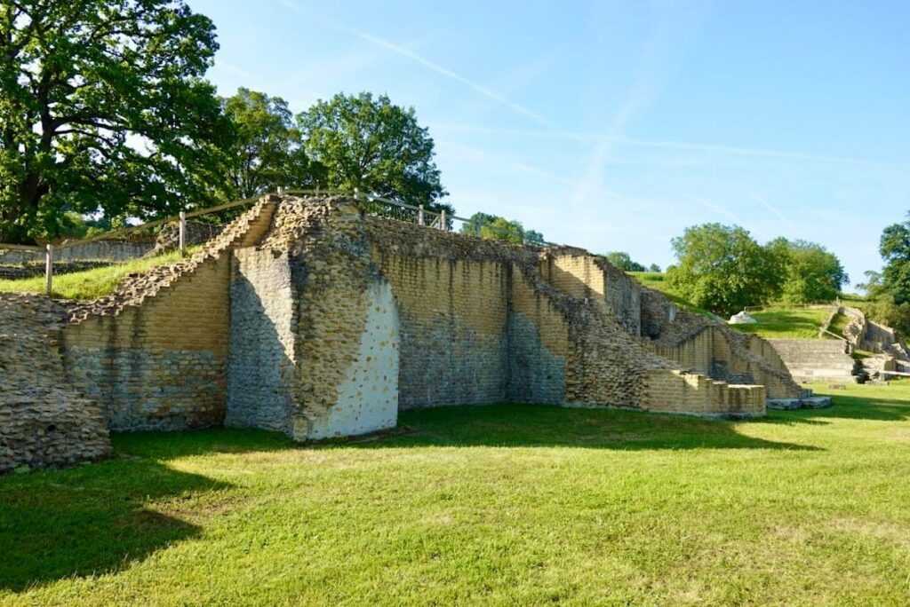 Selley Roman Theatre (Aventicum): A Historic Roman Site in Avenches, Switzerland 7 Selley Roman Theatre