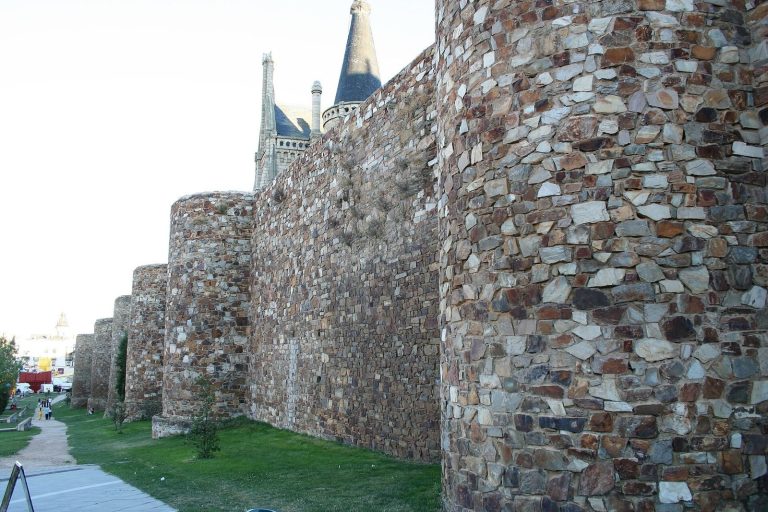 Walls of Astorga: A Roman Defensive Circuit in Spain