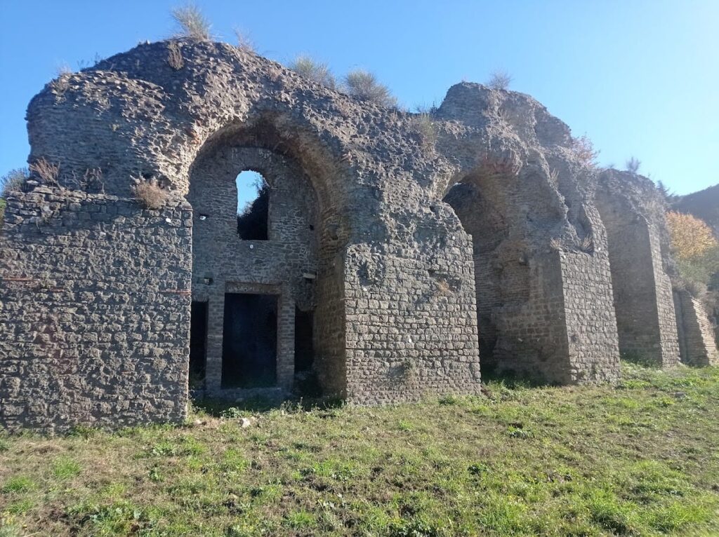 Amphitheatre of Albano Laziale: A Roman Entertainment Venue in Italy 7 Amphitheatre Albano Laziale