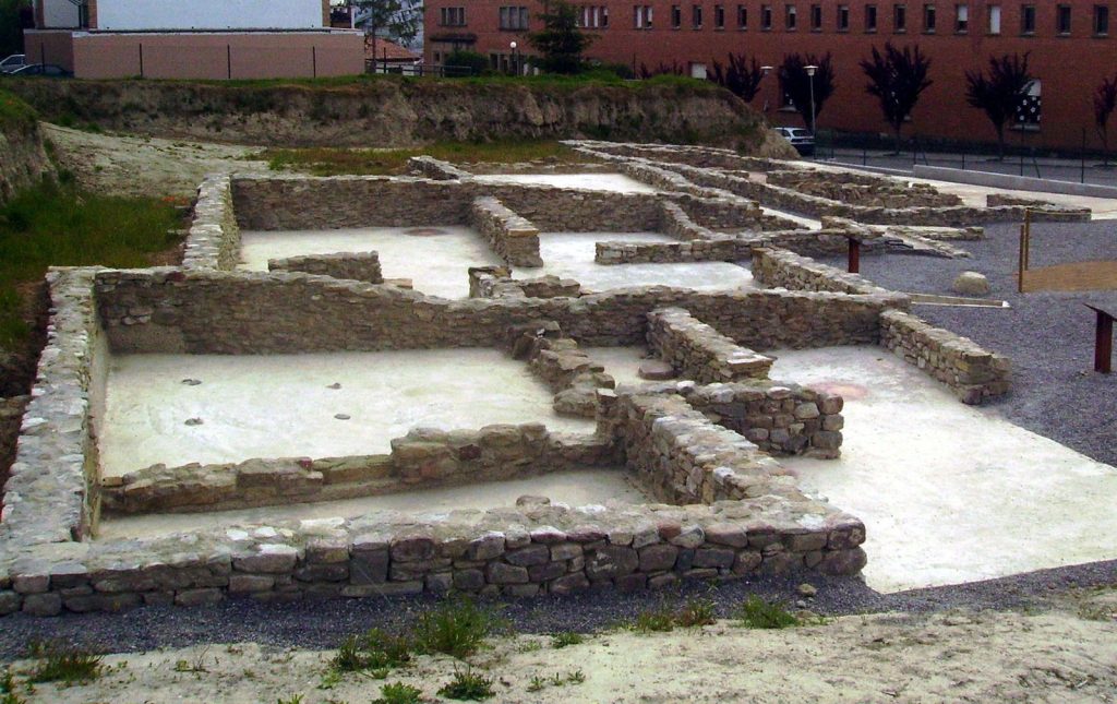 El Camp de les Lloses: An Iberian and Romanizing Archaeological Site in Spain 1 archaeological site of El Camp de les Lloses