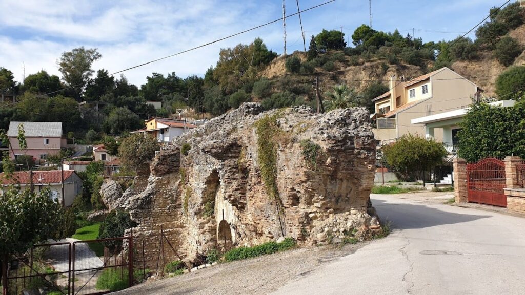Roman and Medieval Aqueducts of Patras: A Historic Water-Supply System 3 Roman and Medieval Aqueducts Patras