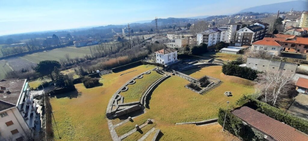 Roman Amphitheatre Ivrea: A First-Century Roman Arena 3 Roman Amphitheatre Ivrea