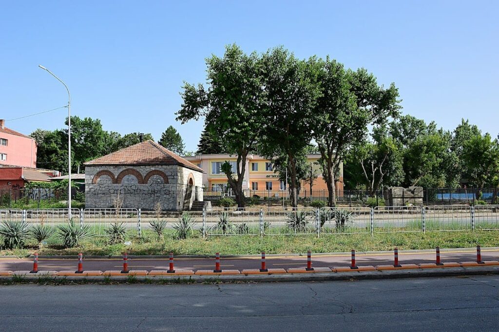 Roman Tomb in Silistra: A Well-Preserved Late Antique Monument in Bulgaria 8 Roman tomb Silistra