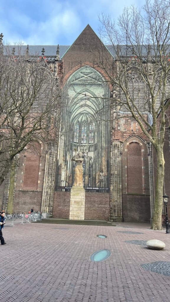 Traiectum (Dom Tower): The Roman Fort Beneath Utrecht 3 Traiectum (Dom Tower)
