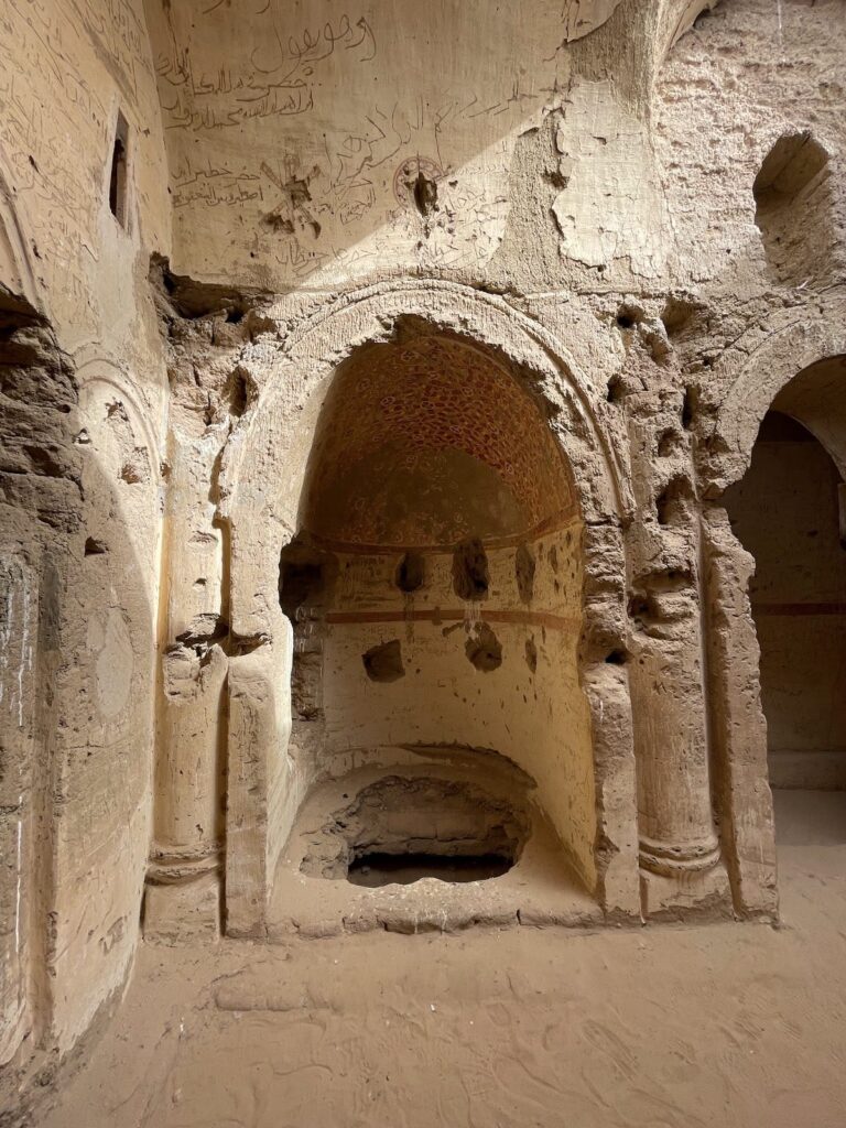 Necropolis of El-Bagawat: The Late-Antique Cemetery of Hibis 2 Necropolis of Elbagawat