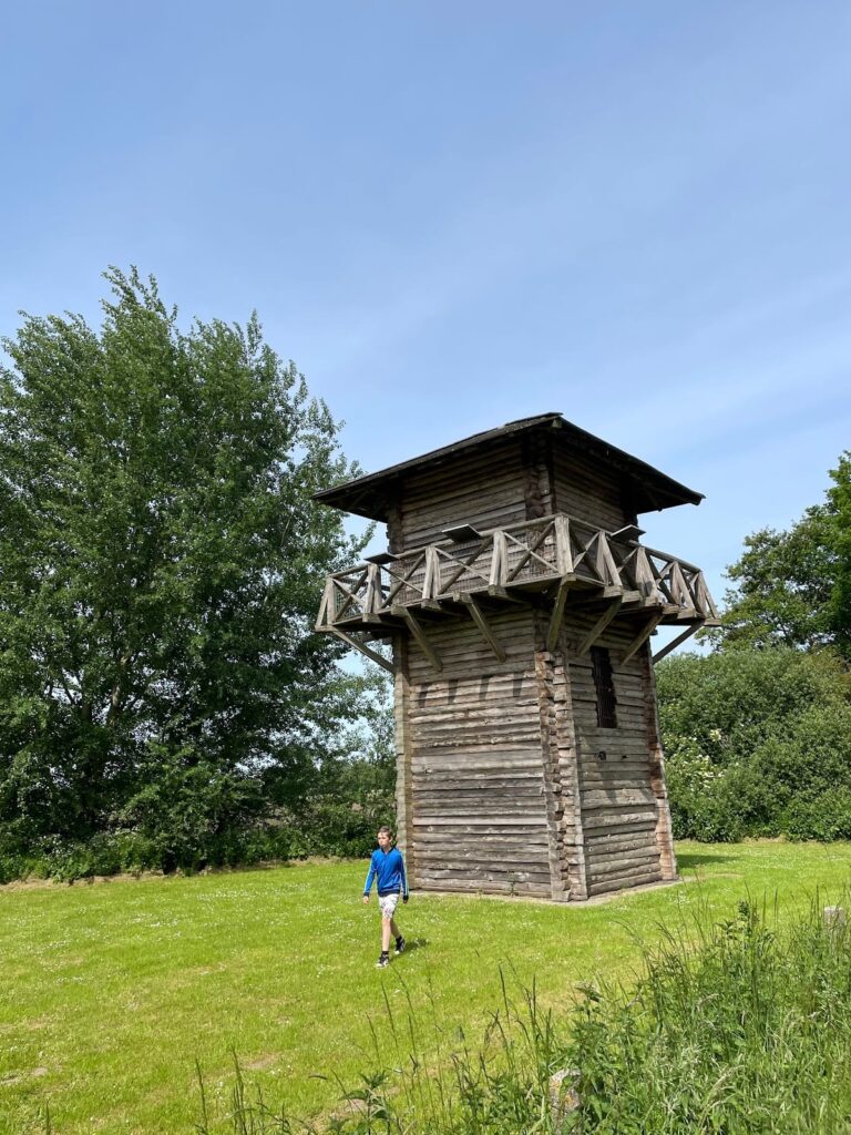 Fectio: A Roman Fort in the Rhine Delta of the Netherlands 8 Roman Fort Fectio
