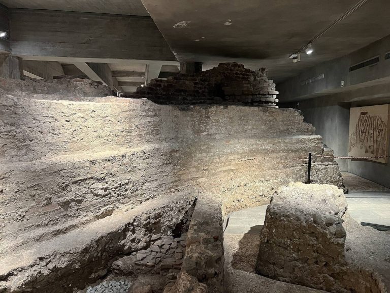 Baptistery of San Giovanni alle Fonti: Milan’s Early Christian Baptistery