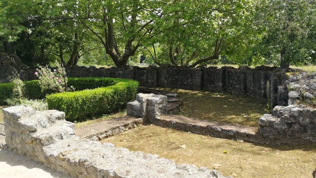 Gallo-Roman Villa of Lassalles: An Agricultural Estate and Late Roman Palace 2 Gallo-Roman villa of Lassalles