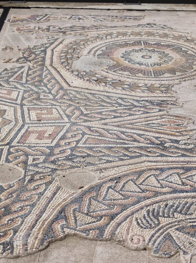 Gallo-Roman Villa of Lassalles: An Agricultural Estate and Late Roman Palace 4 Gallo-Roman villa of Lassalles