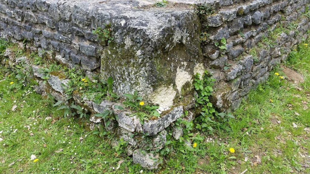 Gallo-Roman temple in the Halatte forest
