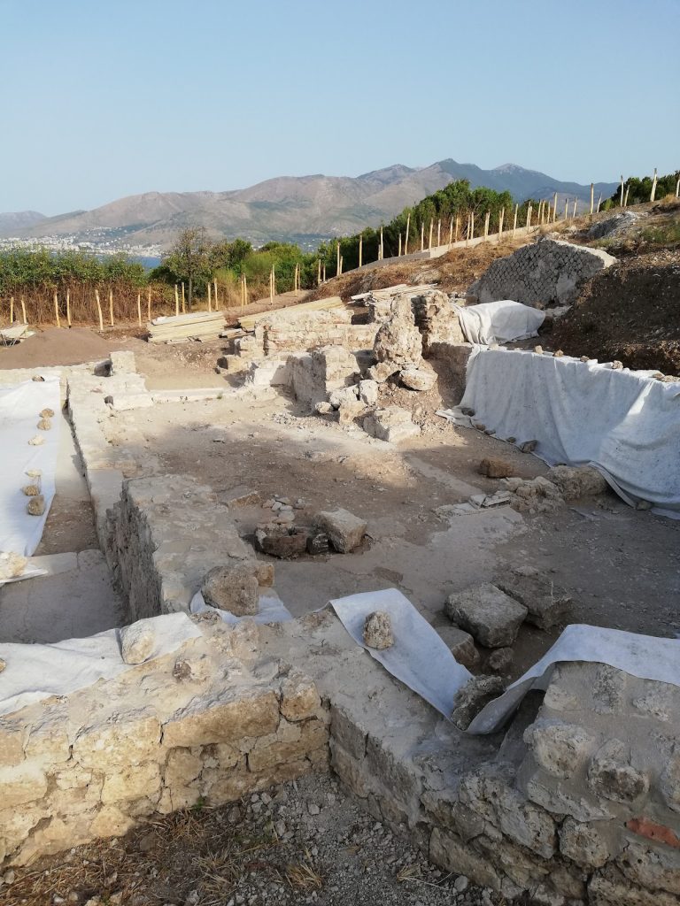 Villa di Lucio Mamurra: A Roman Maritime Villa in Italy 4 Villa di Lucio Mamurra