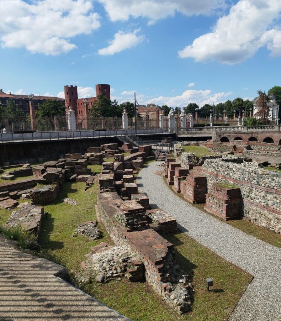Roman Theatre of Turin: An Ancient Cultural Venue in Northern Italy 9 Torino Roman Theatre